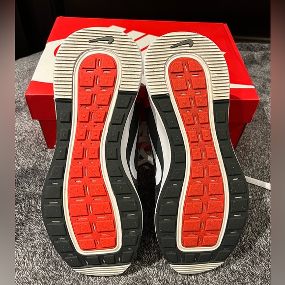 COPY - ✨Host Pick✨NIKE REPOSTO (GS) Youth 6, Women 71/2 - 8 - Picture 11 of 16